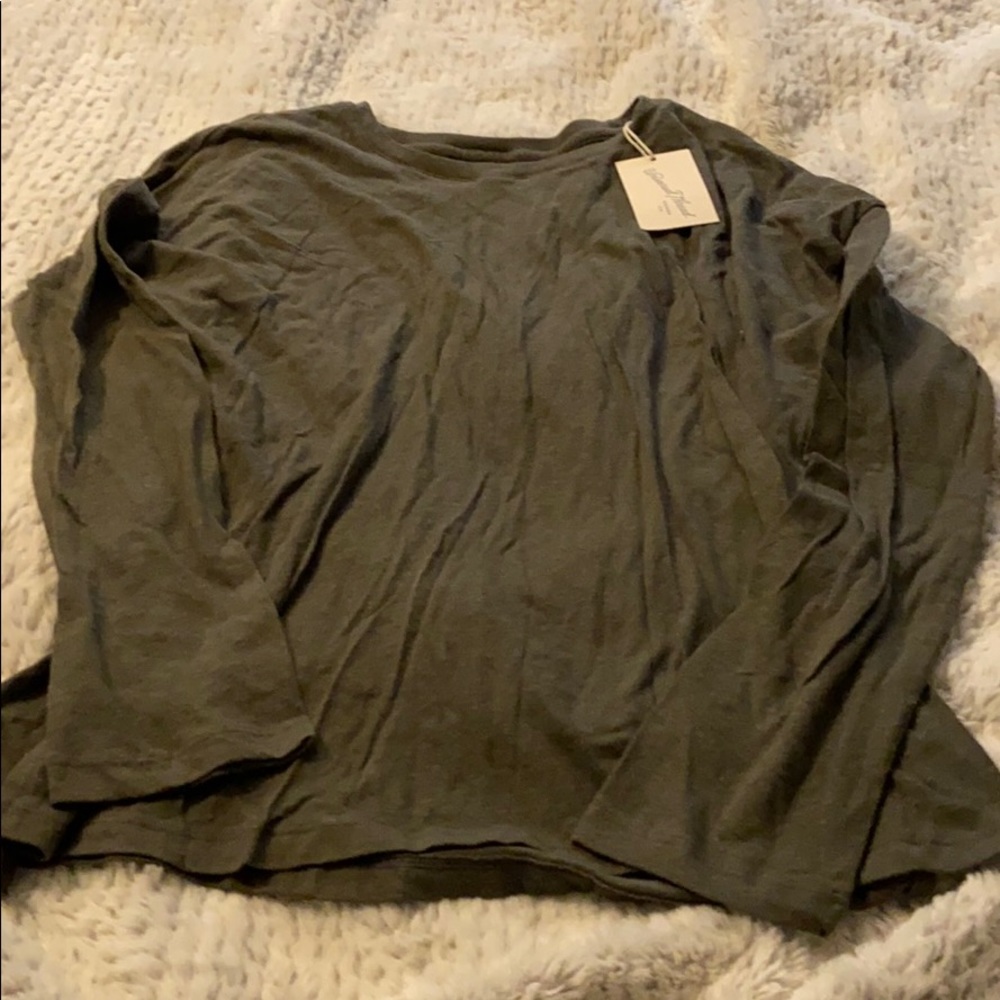 Long sleeve tee